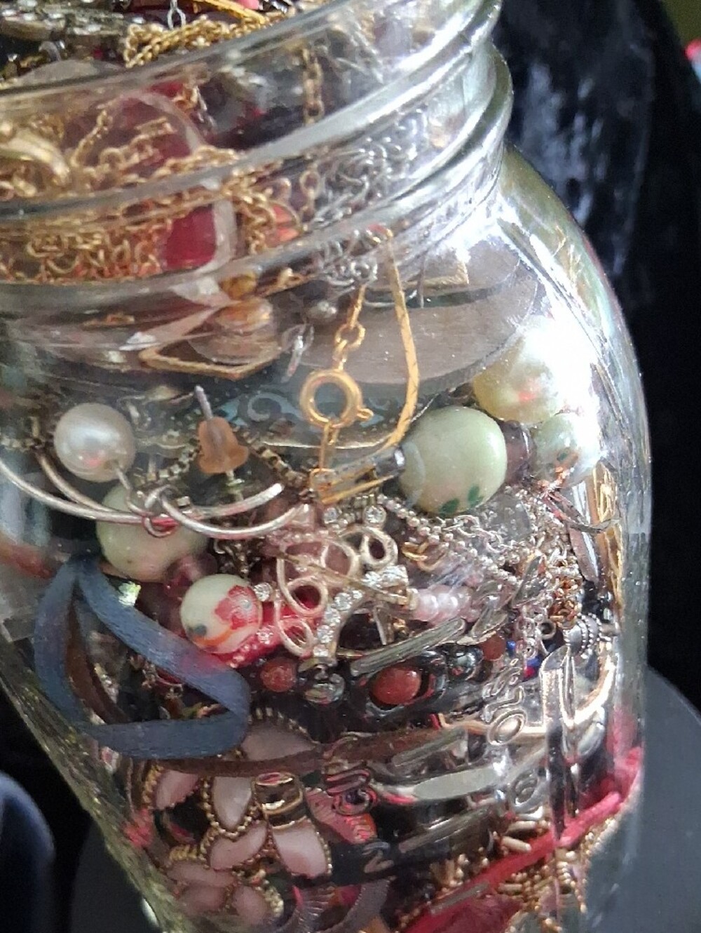 Jewelry Jar Lot Of Mixed Bracelets Earrings Necklaces & Rings - Picture 10 of 14